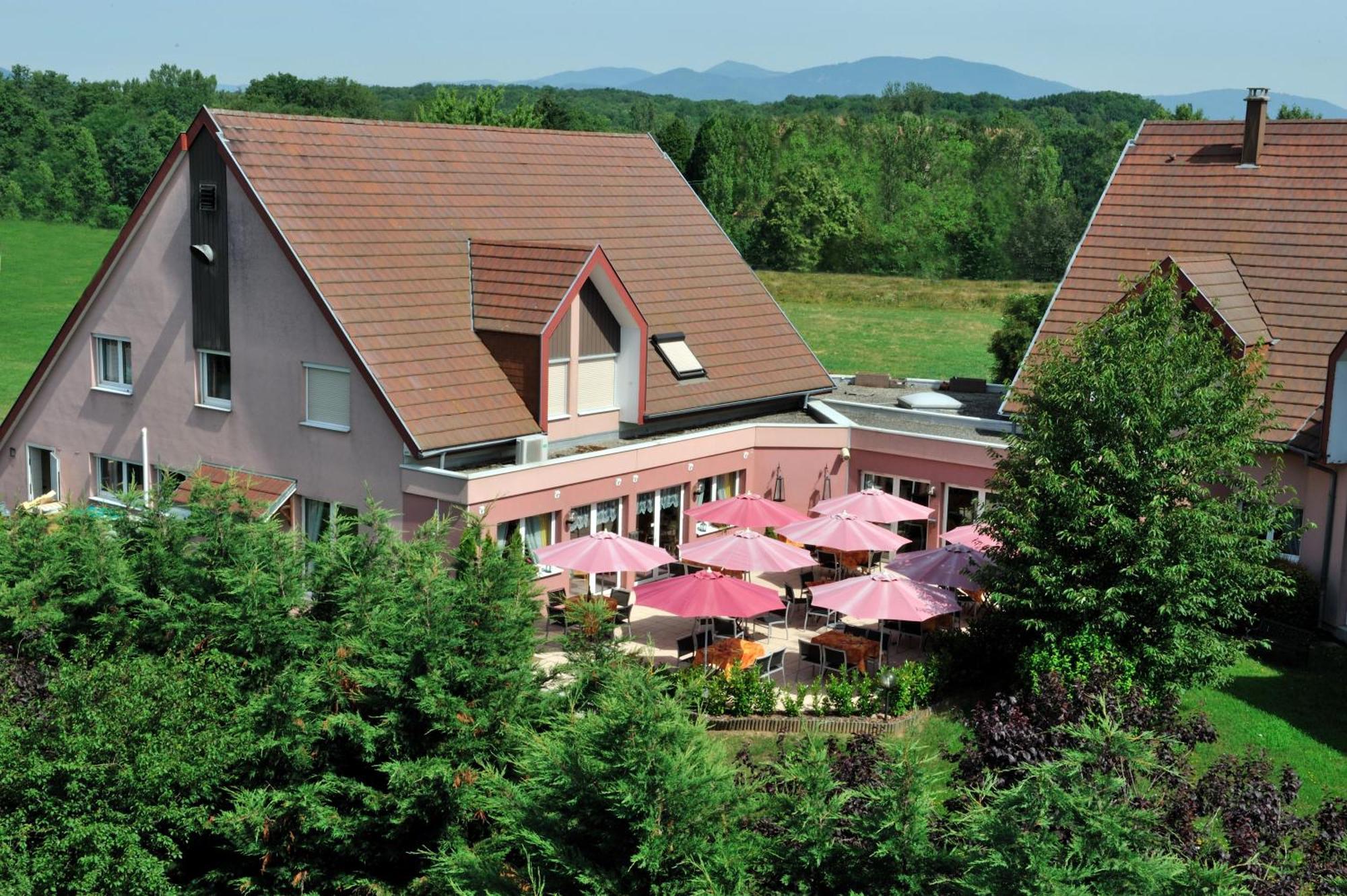 Hotel Restaurant Le Coquelicot Burnhaupt-le-Haut Dış mekan fotoğraf